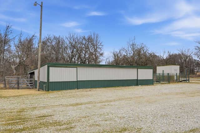 1055 S 200th Street, Pittsburg, KS 66762