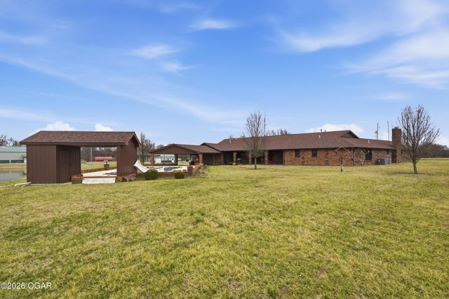 1055 S 200th Street, Pittsburg, KS 66762