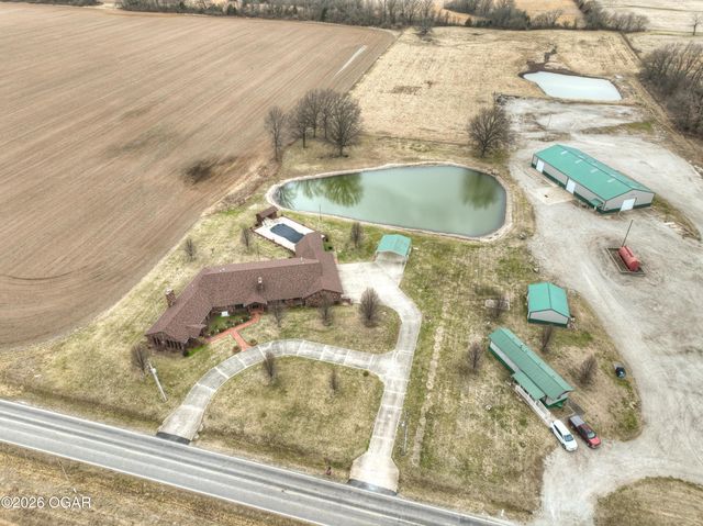 1055 S 200th Street, Pittsburg, KS 66762