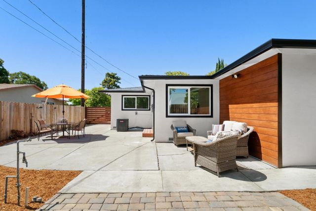 3069 Agate Drive, Santa Clara, CA 95051