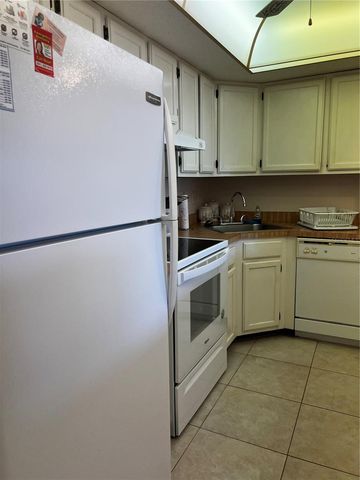 1211 CAPRI ISLES BOULEVARD 55, Venice, FL 34292