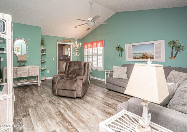130 NE 11th Street, Oak Island, NC 28465