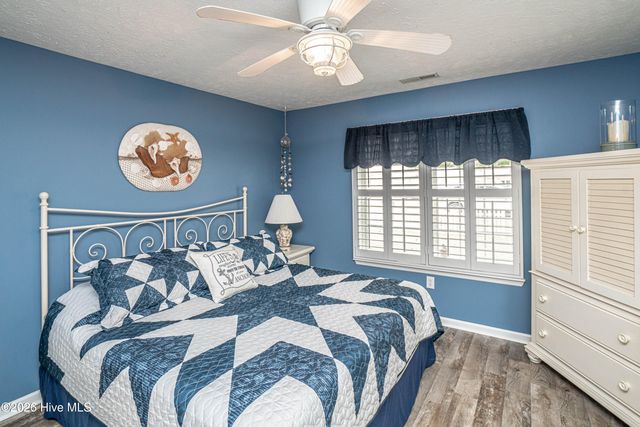 130 NE 11th Street, Oak Island, NC 28465