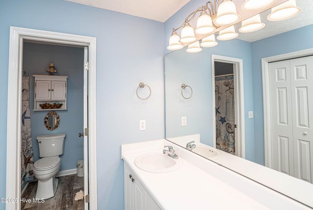 130 NE 11th Street, Oak Island, NC 28465