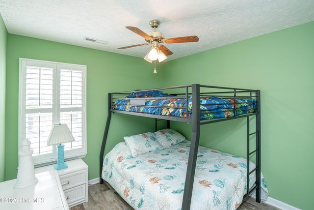 130 NE 11th Street, Oak Island, NC 28465