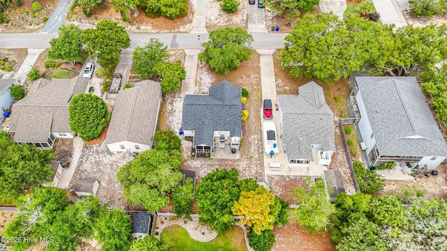 130 NE 11th Street, Oak Island, NC 28465