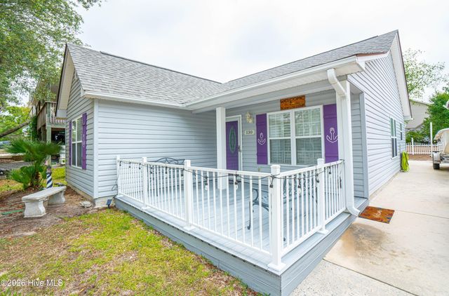 130 NE 11th Street, Oak Island, NC 28465