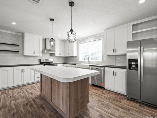 1144 TURKEY CANYON DR, Spring Branch, TX 78070
