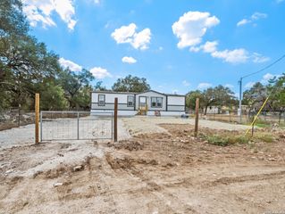 1144 TURKEY CANYON DR, Spring Branch, TX 78070