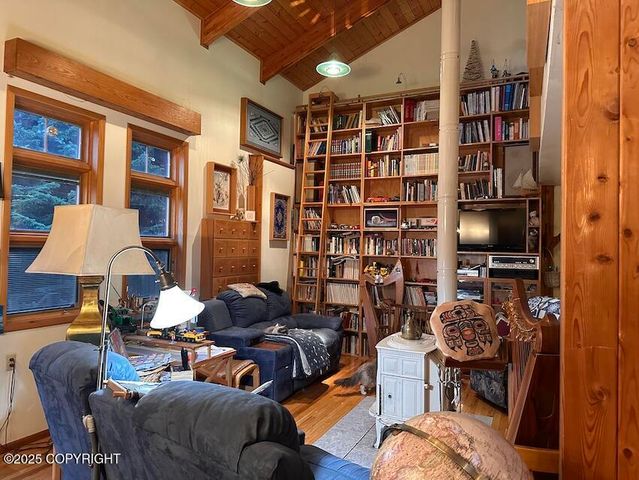 944 Young Road, Haines, AK 99827