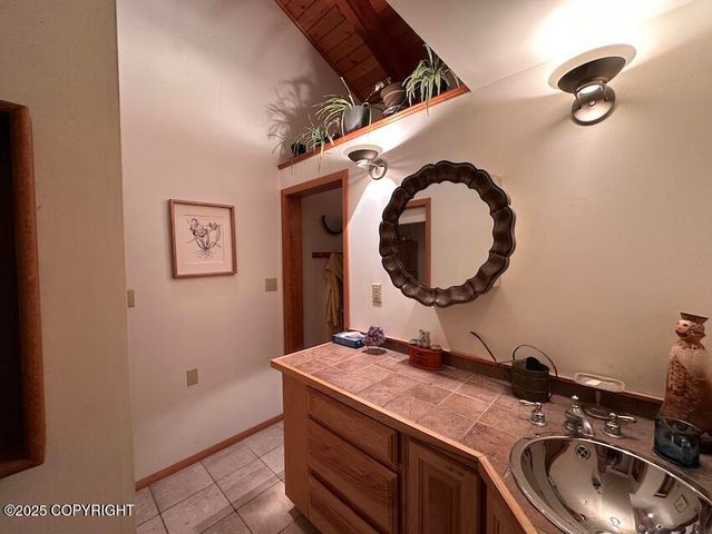 944 Young Road, Haines, AK 99827