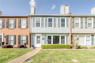 104 Ashley Pl, Colonial Heights, VA 23834