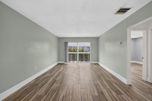 801 Pine Drive 12, Pompano Beach, FL 33060