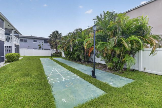 801 Pine Drive 12, Pompano Beach, FL 33060