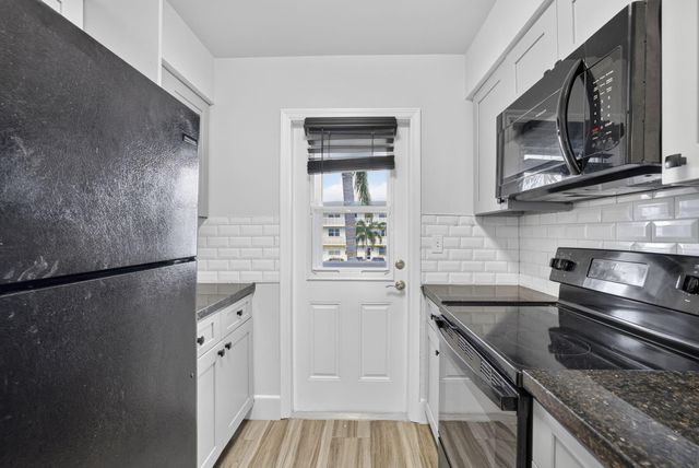 801 Pine Drive 12, Pompano Beach, FL 33060