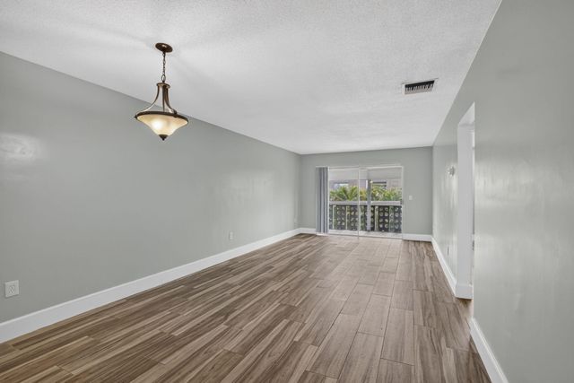 801 Pine Drive 12, Pompano Beach, FL 33060