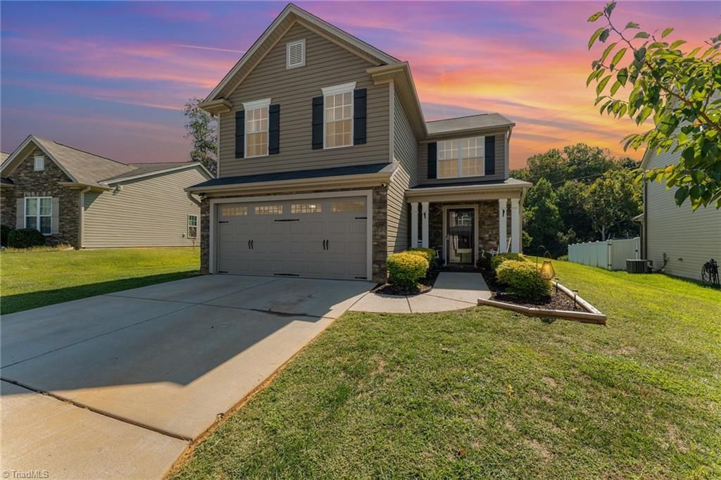5015 Longburn Lane, Kernersville, NC 27284