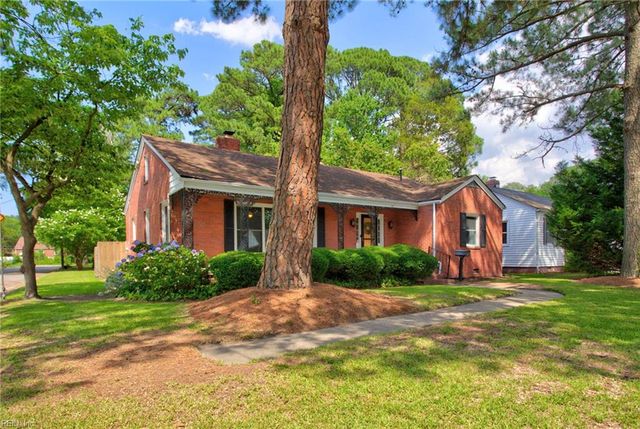 33 Greenbrier RD, Portsmouth, VA 23707