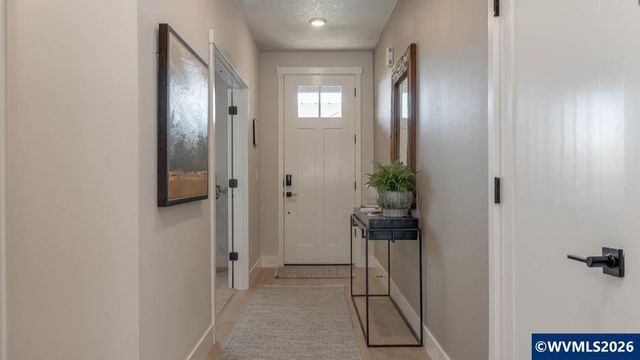 2176 Veneta Av S, Salem, OR 97306