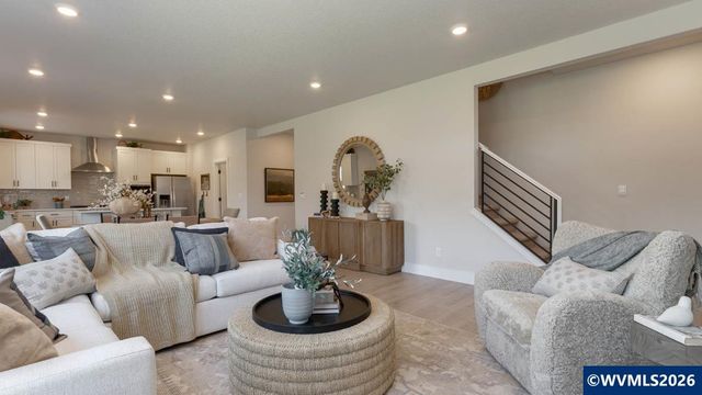 2176 Veneta Av S, Salem, OR 97306