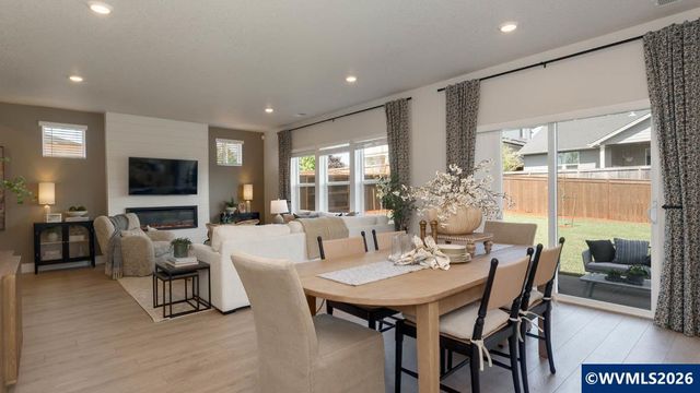 2176 Veneta Av S, Salem, OR 97306