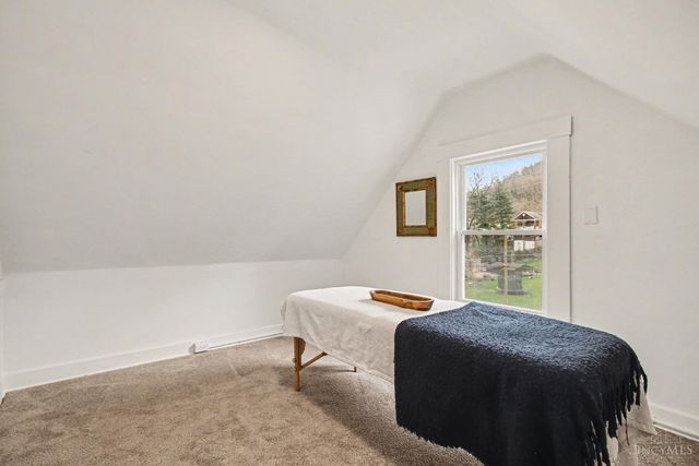 2245 Quebec Road, Cincinnati, OH 45214