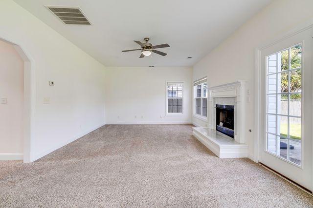 9214 Markleys Grove Boulevard, Summerville, SC 29485