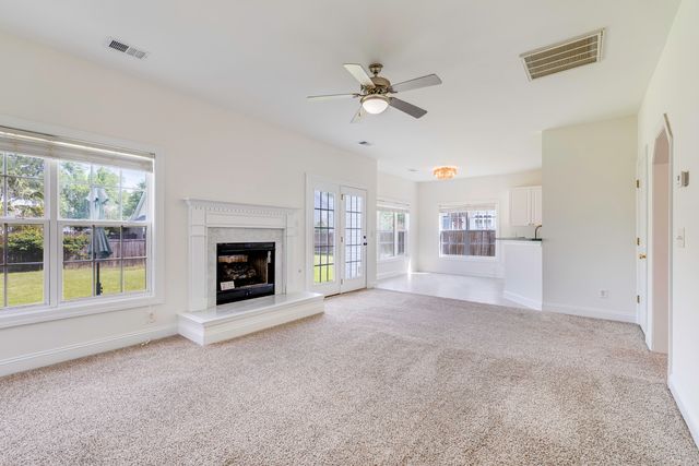 9214 Markleys Grove Boulevard, Summerville, SC 29485