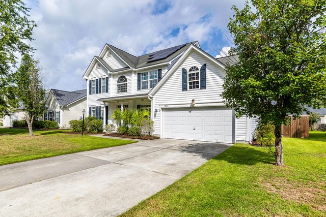 9214 Markleys Grove Boulevard, Summerville, SC 29485