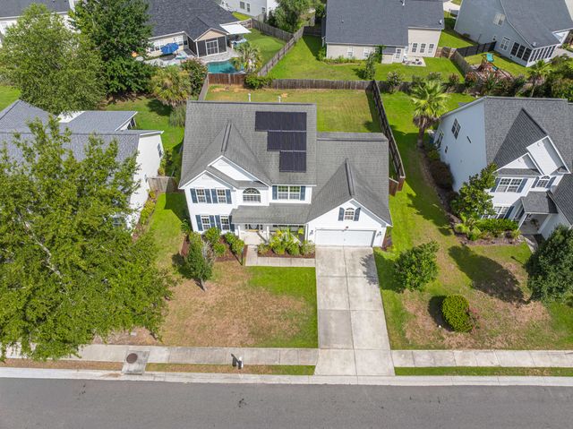 9214 Markleys Grove Boulevard, Summerville, SC 29485