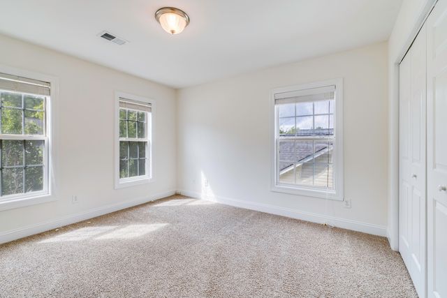 9214 Markleys Grove Boulevard, Summerville, SC 29485