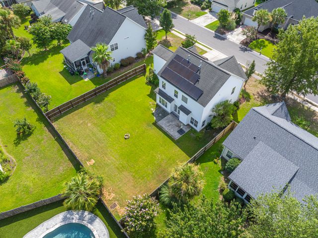 9214 Markleys Grove Boulevard, Summerville, SC 29485
