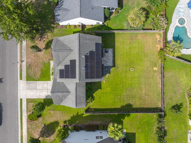 9214 Markleys Grove Boulevard, Summerville, SC 29485