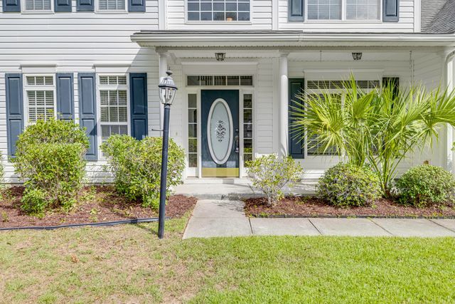 9214 Markleys Grove Boulevard, Summerville, SC 29485