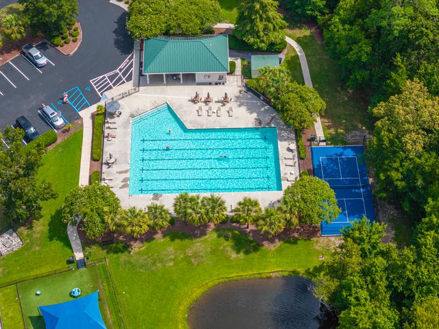 9214 Markleys Grove Boulevard, Summerville, SC 29485