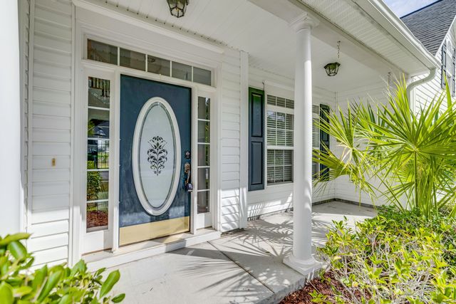 9214 Markleys Grove Boulevard, Summerville, SC 29485