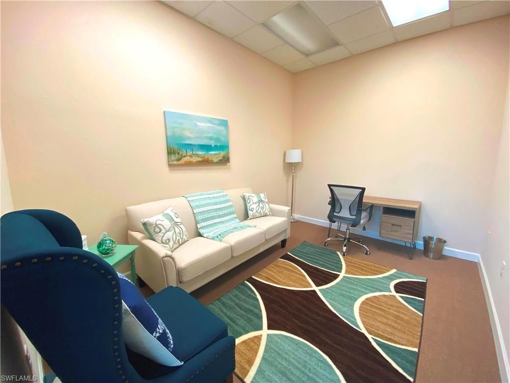 4531 Deleon ST, FORT MYERS, FL 33907 — photo 4