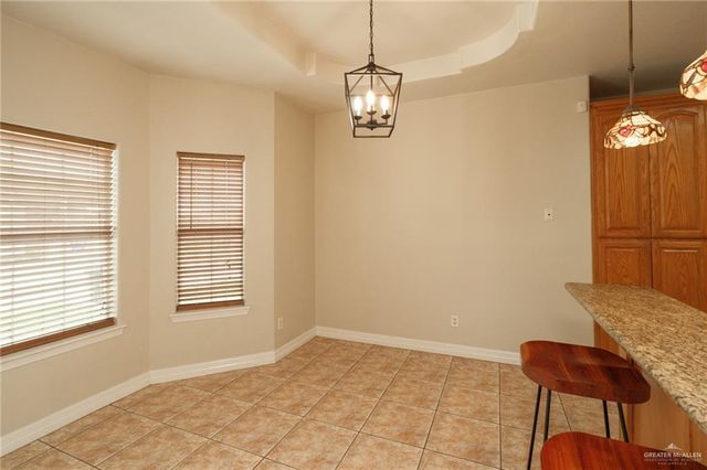 181 Village East Drive, Los Fresnos, TX 78566
