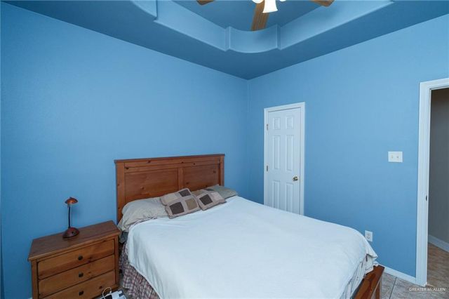 181 Village East Drive, Los Fresnos, TX 78566
