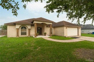 181 Village East Drive, Los Fresnos, TX 78566
