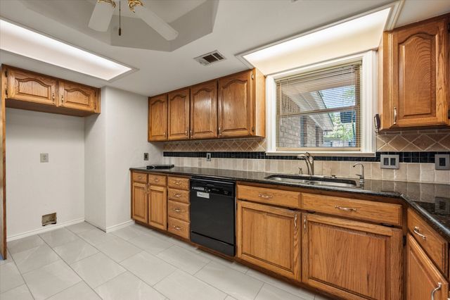 3425 Bridlegate Drive, Arlington, TX 76016