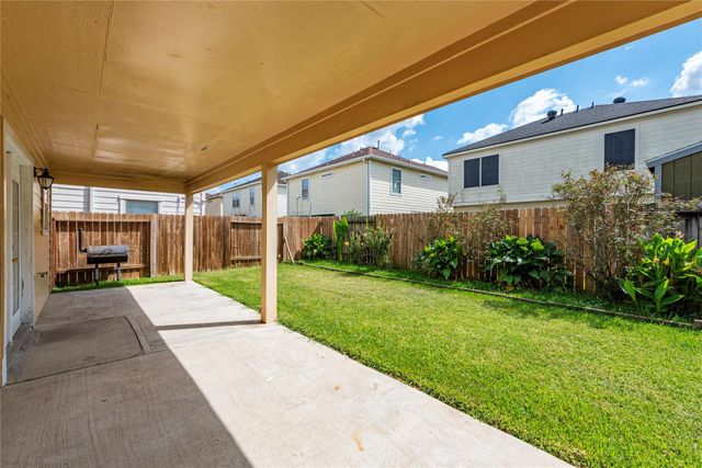 11818 Eagle Island Lane, Houston, TX 77034