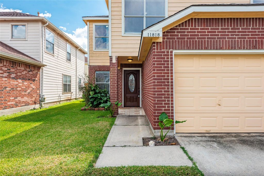 11818 Eagle Island Lane, Houston, TX 77034