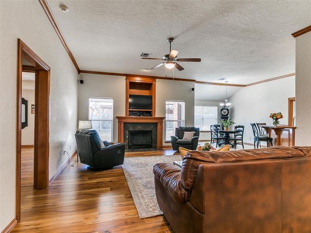 1116 N Savannah Terrace, Mustang, OK 73064