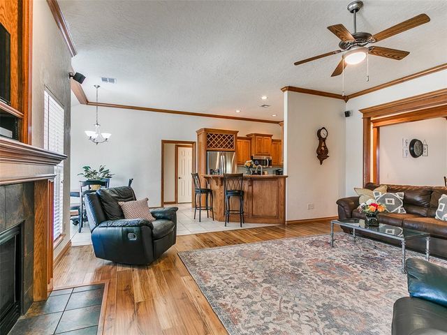 1116 N Savannah Terrace, Mustang, OK 73064