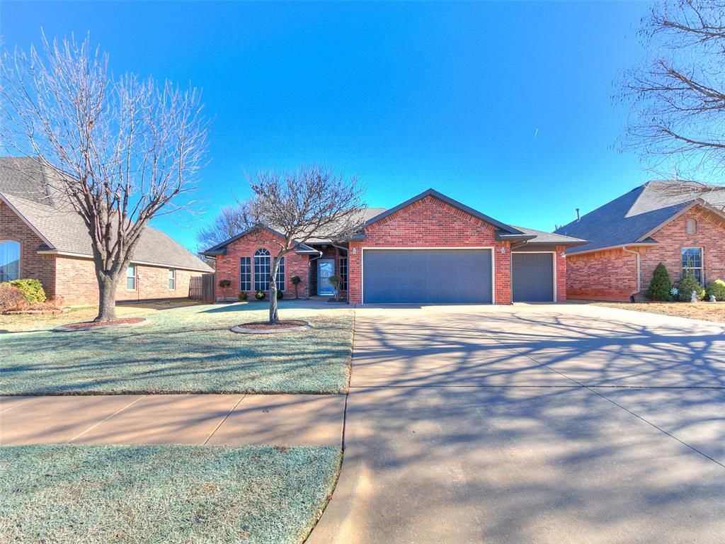 1116 N Savannah Terrace, Mustang, OK 73064