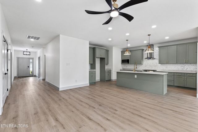 121 Blue Phlox Lane, Andersonville, TN 37705