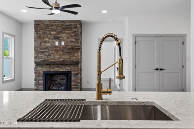 121 Blue Phlox Lane, Andersonville, TN 37705