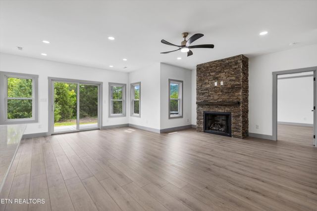 121 Blue Phlox Lane, Andersonville, TN 37705