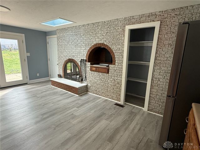 1218 Rona Parkway Drive, Fairborn, OH 45324